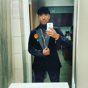 Meet your Posher, Omar